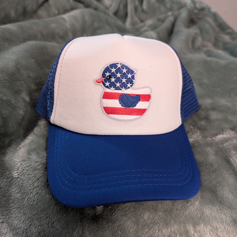 💐Patriotic Duck Trucker Hat - Blue and White